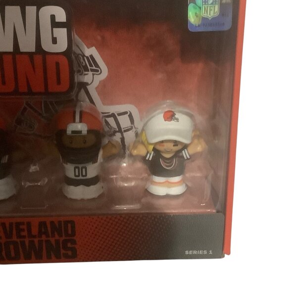 Fisher Price Little People Collector x NFL Cleveland Browns 4-Pack Dawg Pound NE - Picture 6 of 10